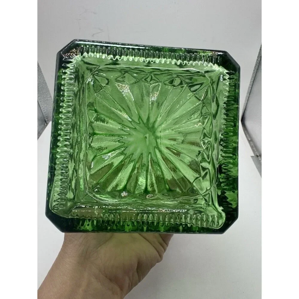 Unbranded this emerald
